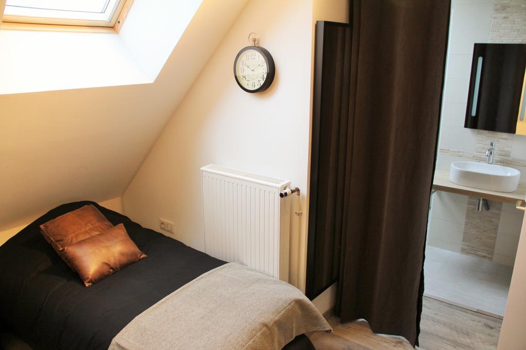 Villa Louis Victor Dizy Chambre photo